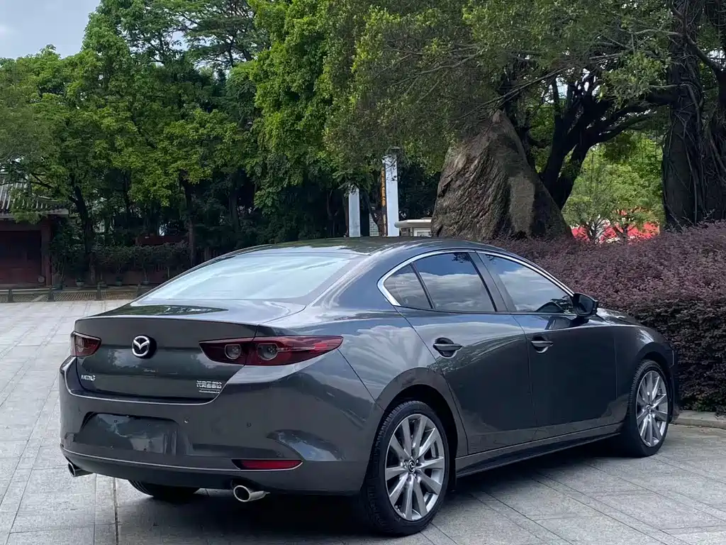 Mazda 3 Angkesela 2021 — фото 33