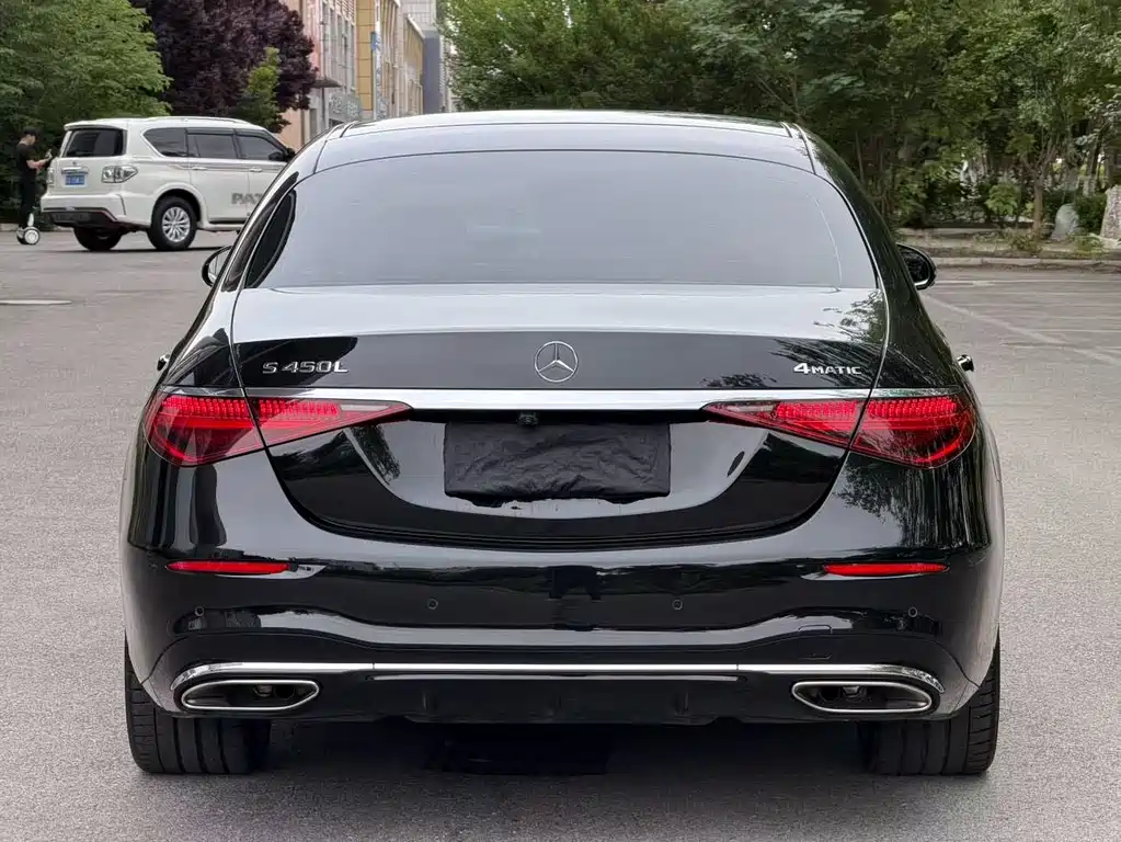 Mercedes-Benz S-Class 2021
