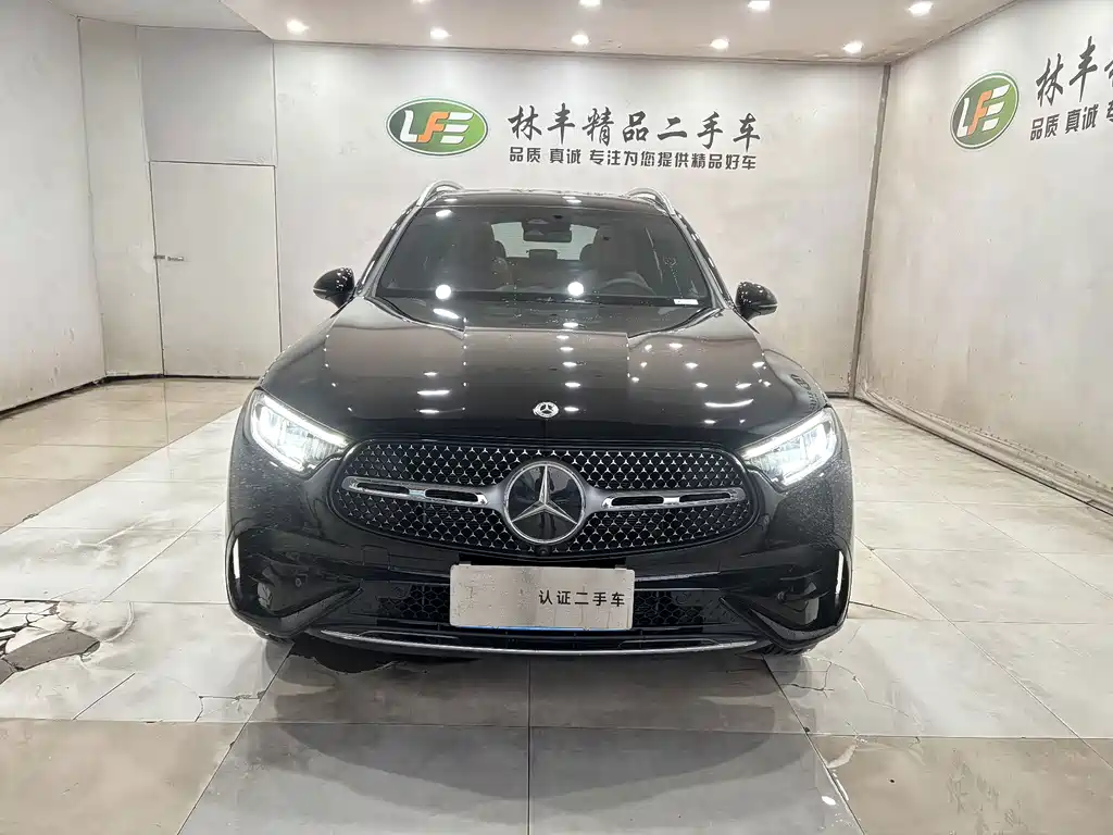 Mercedes-Benz GLC 2023