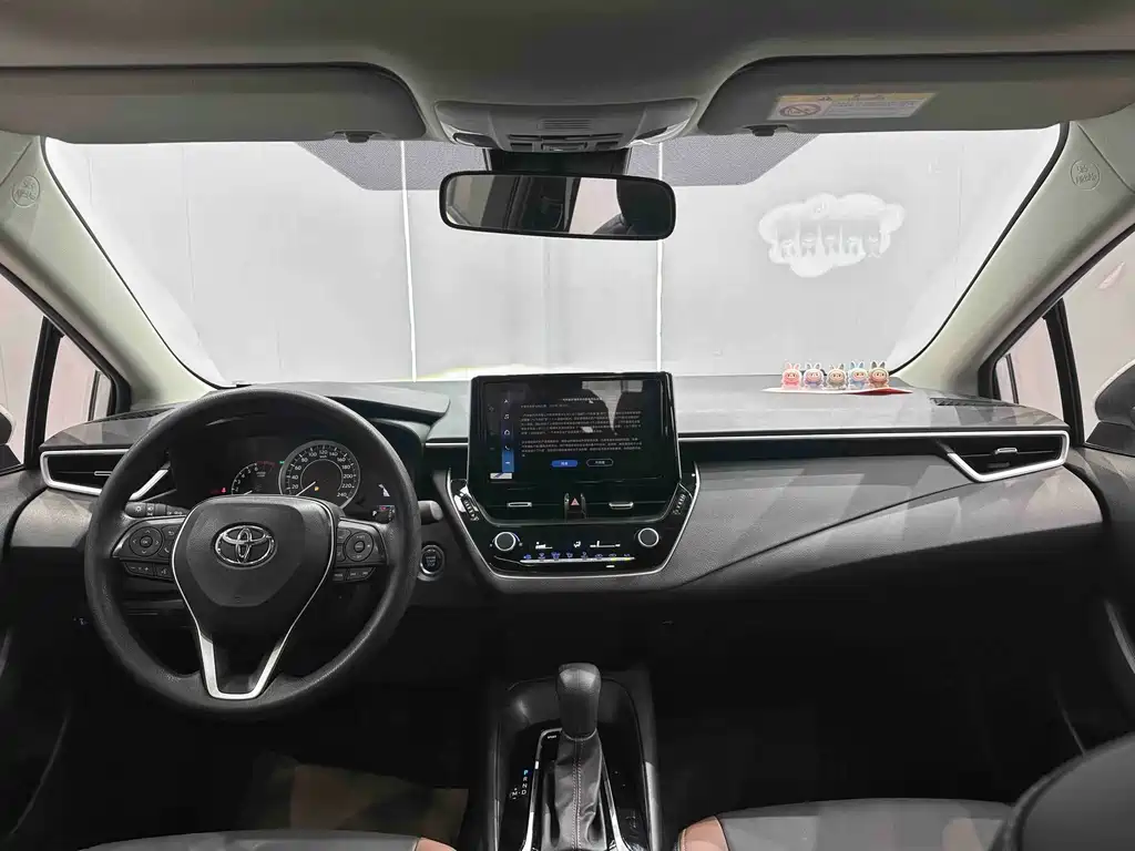 Toyota Corolla 2023 — фото 14