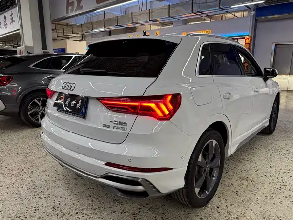 Audi Q3 2022