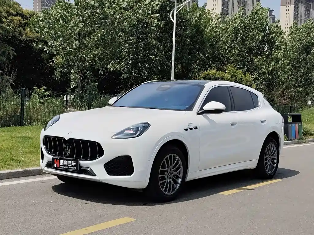 Maserati Grecale 2023