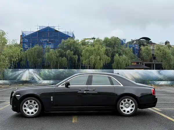 Rolls-Royce Ghost 2011