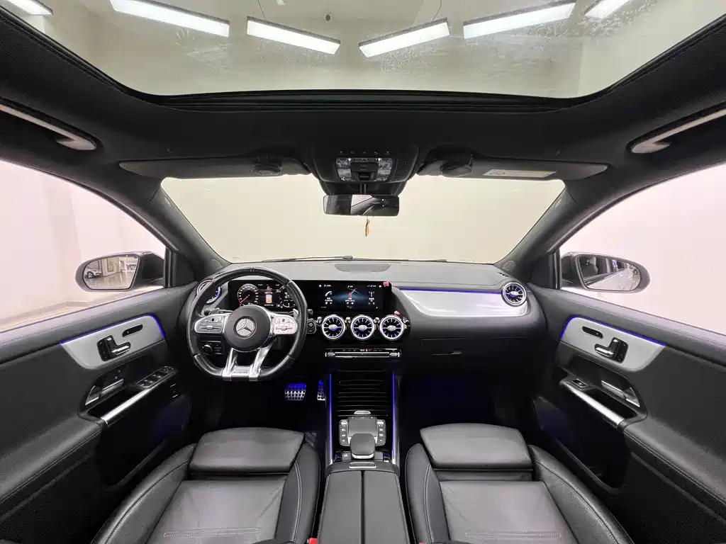Mercedes-Benz GLA AMG 2021 — фото 20
