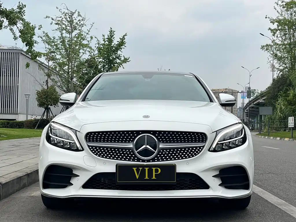 Mercedes-Benz C-Class 2020
