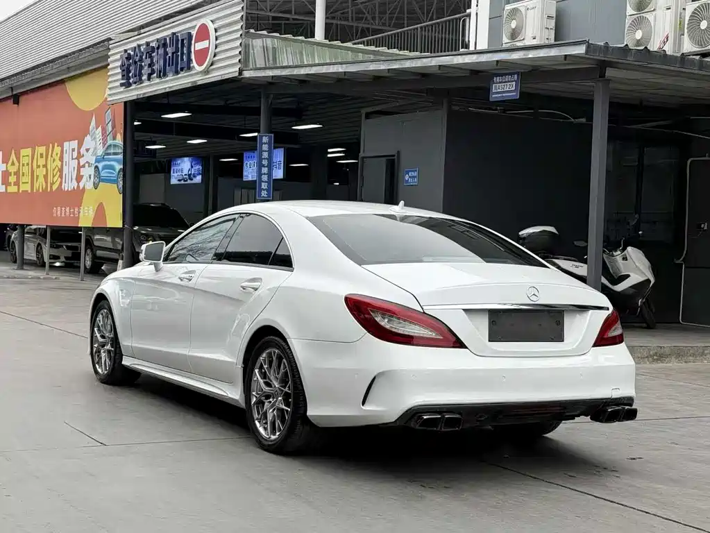 Mercedes-Benz CLS 2016 — фото 9