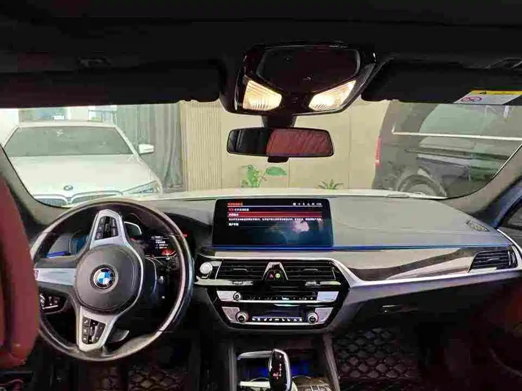 BMW 5 Series 2021