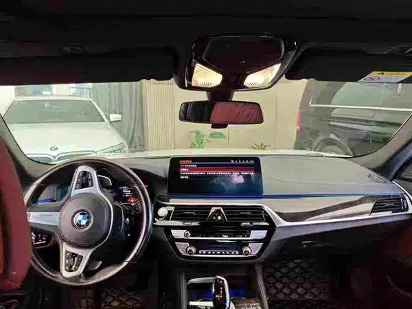 BMW 5 Series 2021