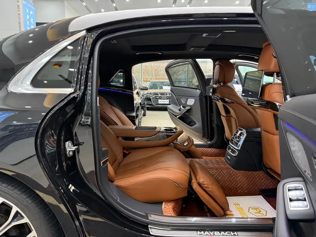 Mercedes-Benz Maybach S-Class 2020 — фото 10