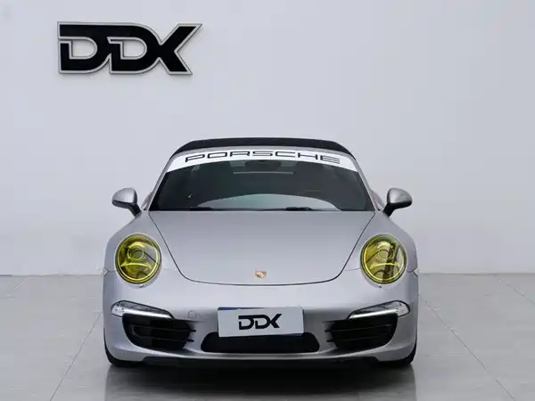 Porsche 911 2015