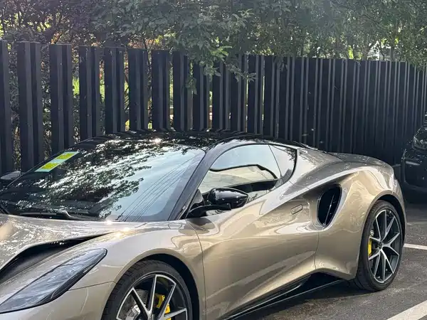 Lotus EMIRA 2024