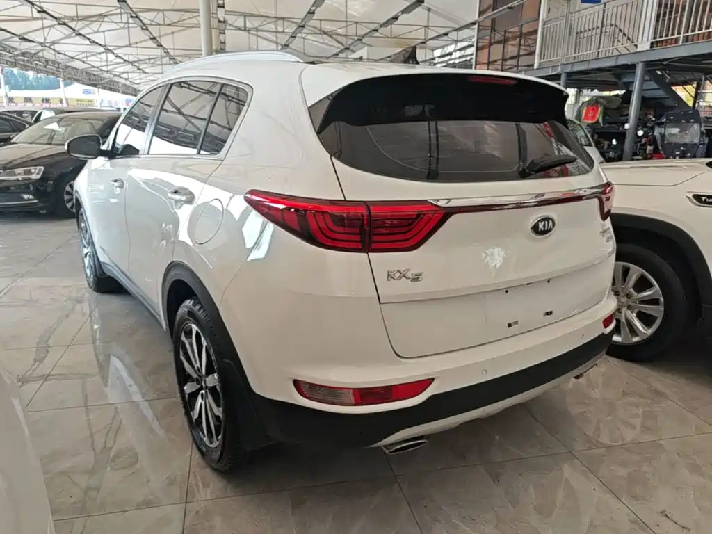 Kia KX5 2016 — фото 5