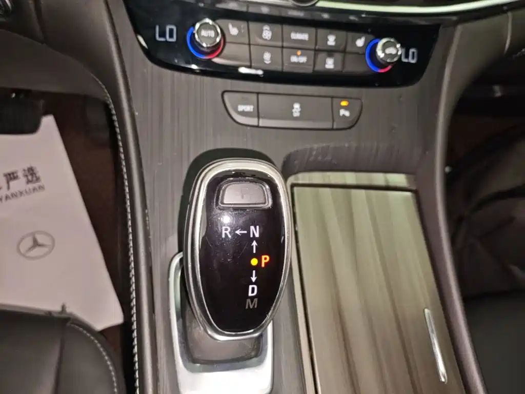 Buick LaCrosse 2021 — фото 14