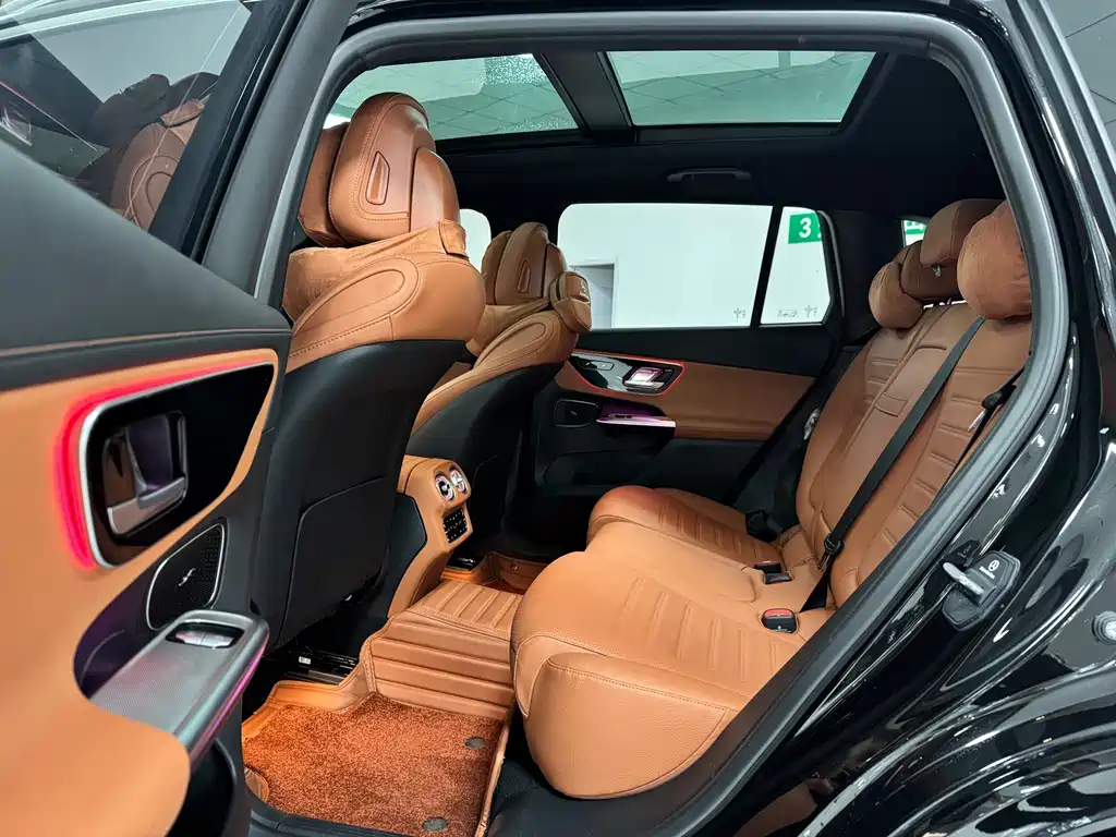 Mercedes-Benz GLC 2024