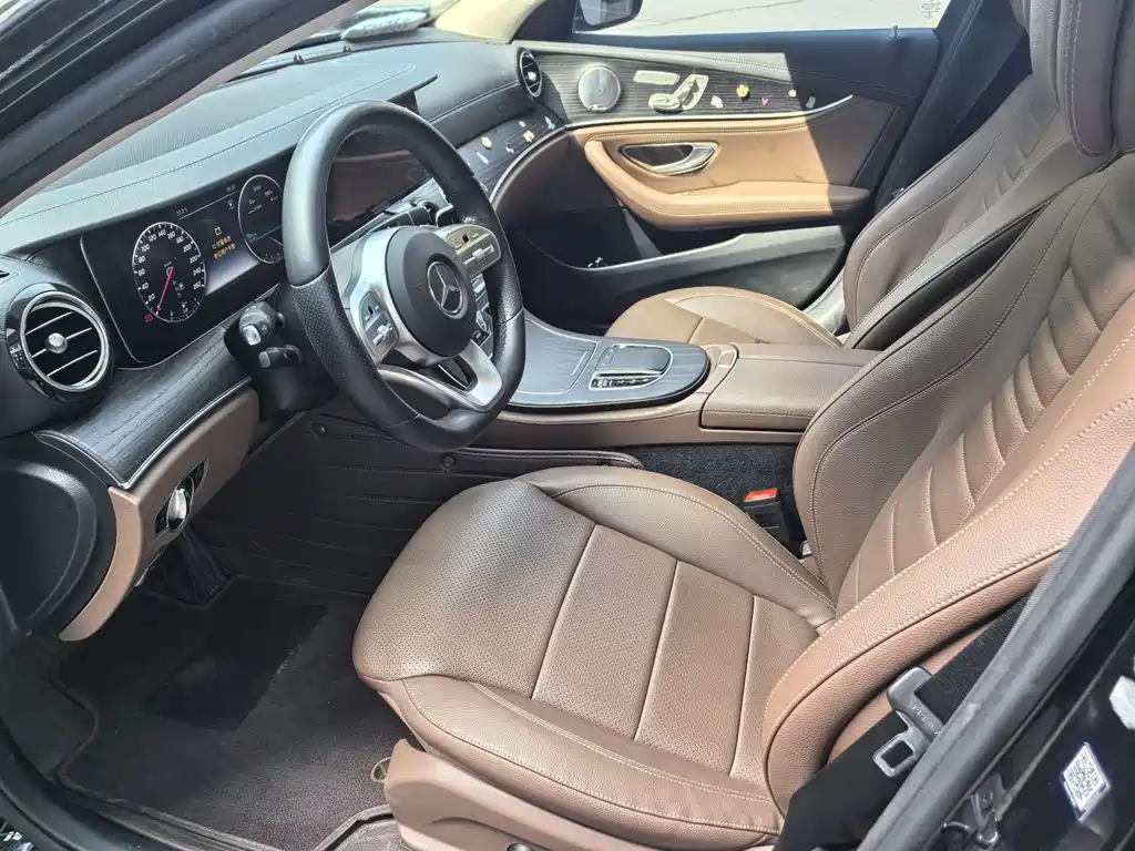 Mercedes-Benz E-Class 2020 — фото 10