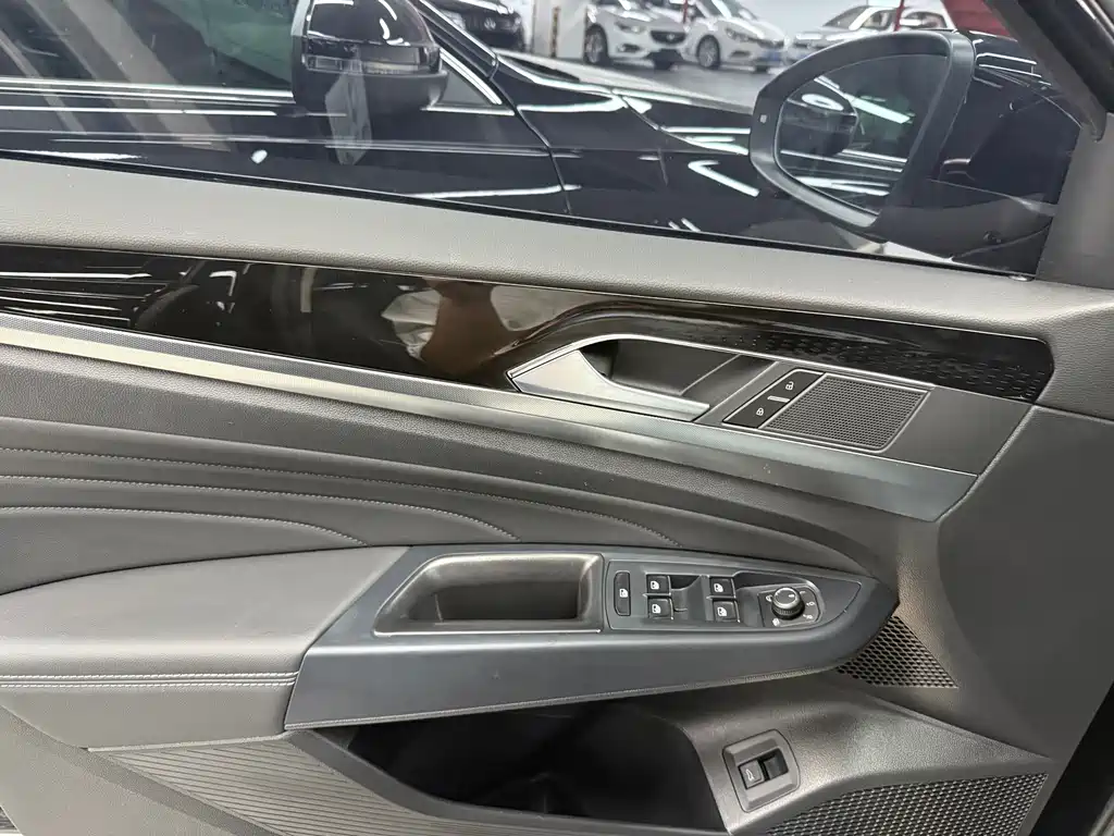 Volkswagen Passat 2024