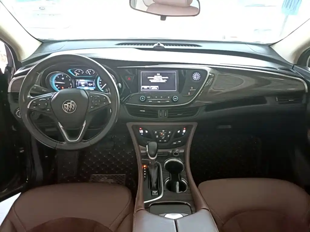 Buick Envision Plus 2017 — фото 10