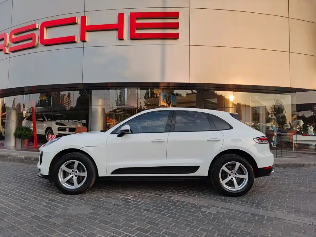 Porsche Macan 2021 — фото 3