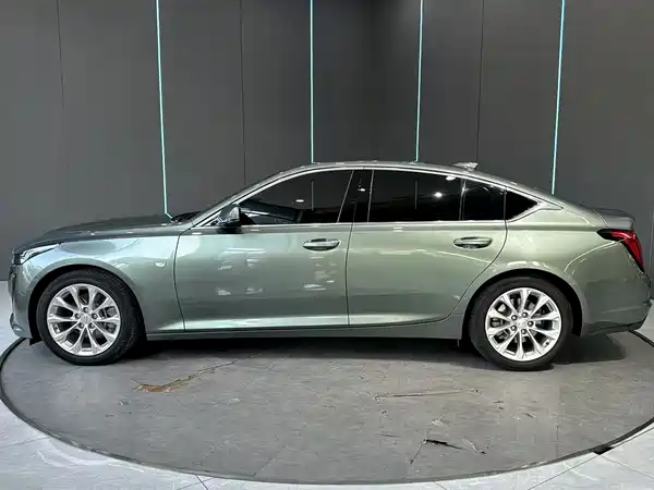 Cadillac CT5 2023