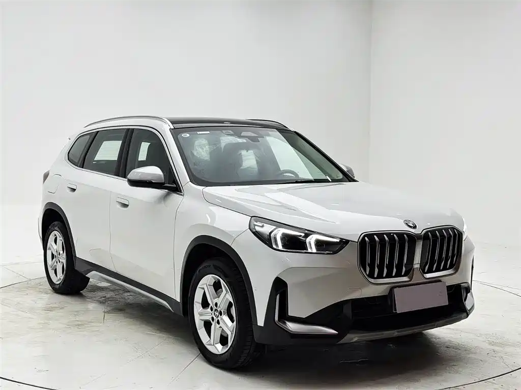 BMW X1 2023 — фото 3