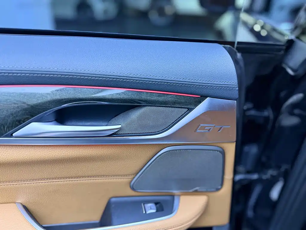 BMW 6 Series GT 2023 — фото 15