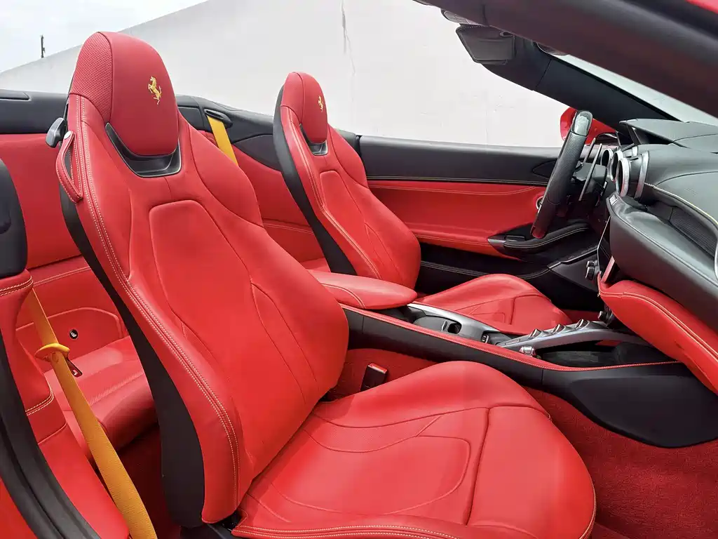 Ferrari Portofino 2023 — фото 20