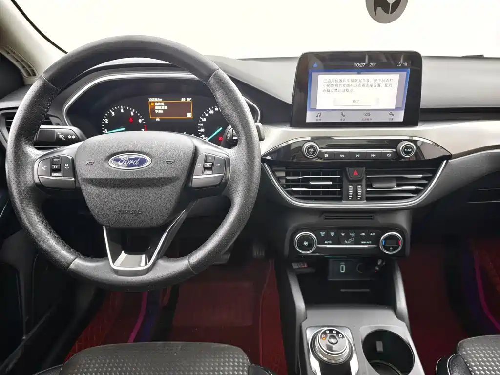 Ford Focus 2020 — фото 14