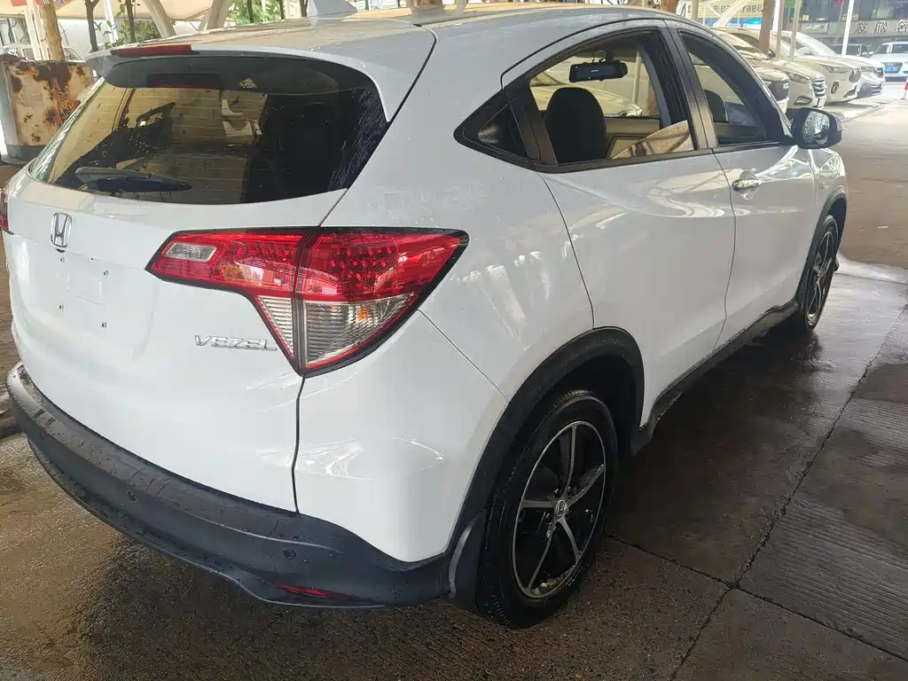 Honda Vezel 2021 — фото 11