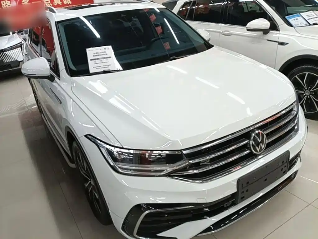 Volkswagen Tiguan L 2022 — фото 4