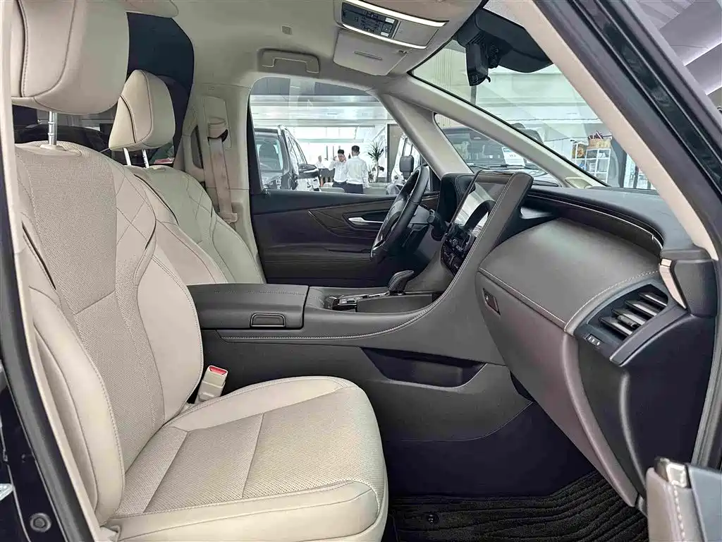 Toyota Vellfire 2025 — фото 28