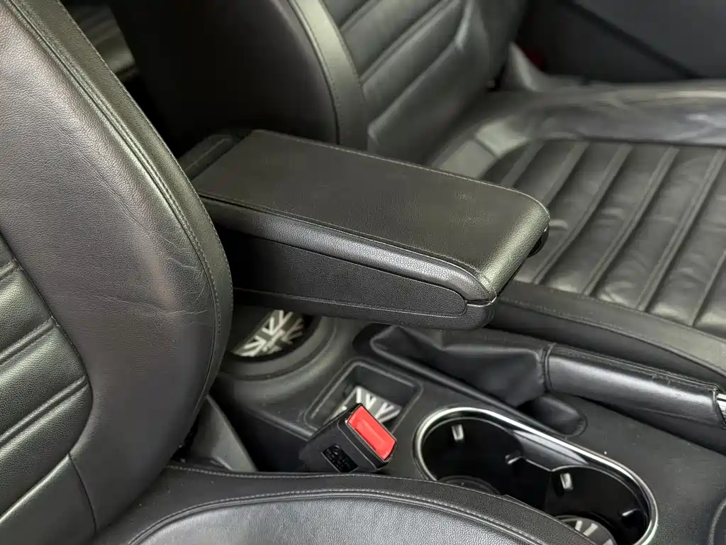 Volkswagen Beetle 2011