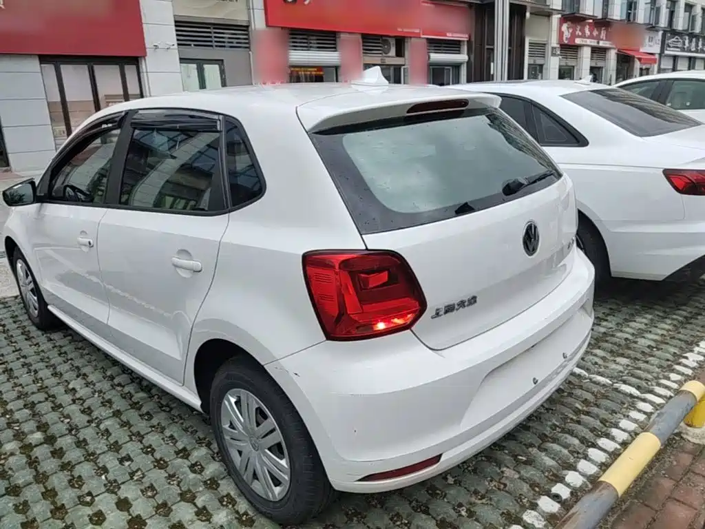 Volkswagen Polo 2016