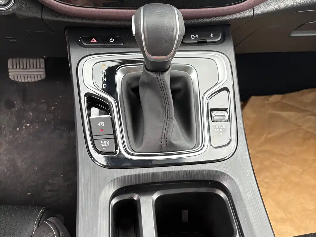 GAC Motor Trumpchi M6 2022 — фото 10