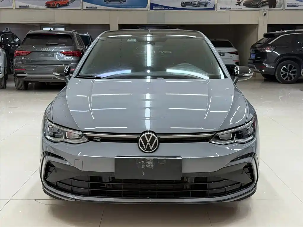 Volkswagen Golf 2023