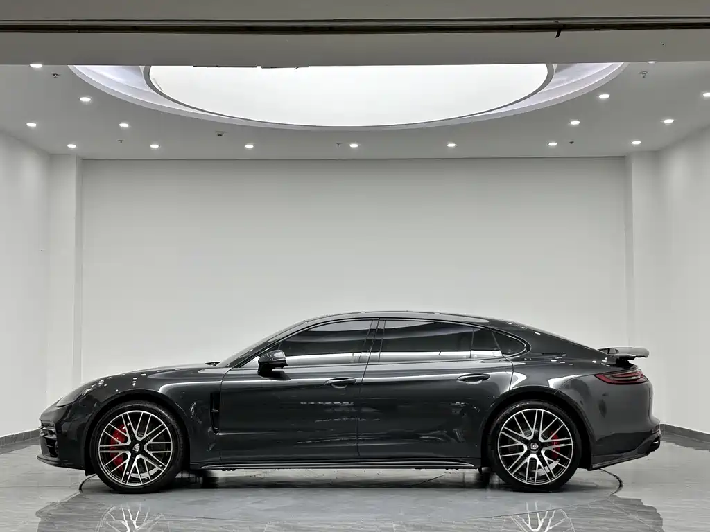 Porsche Panamera 2021 — фото 5