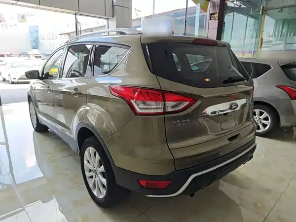 Ford Kuga 2016