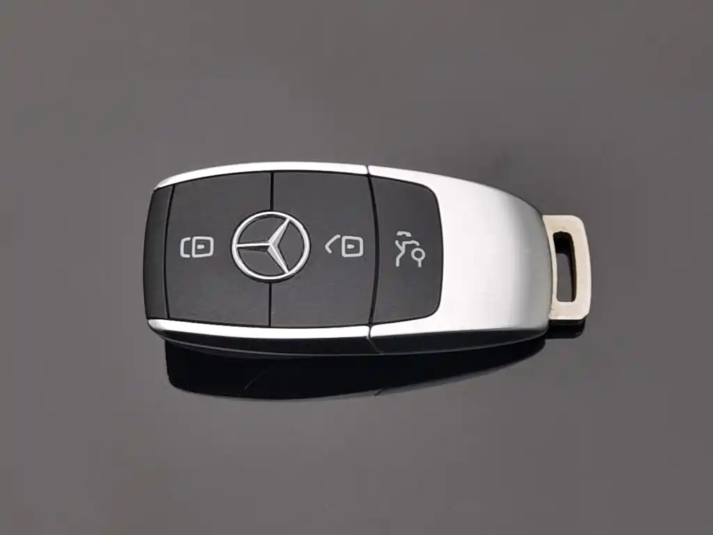 Mercedes-Benz GLB 2022 — фото 19