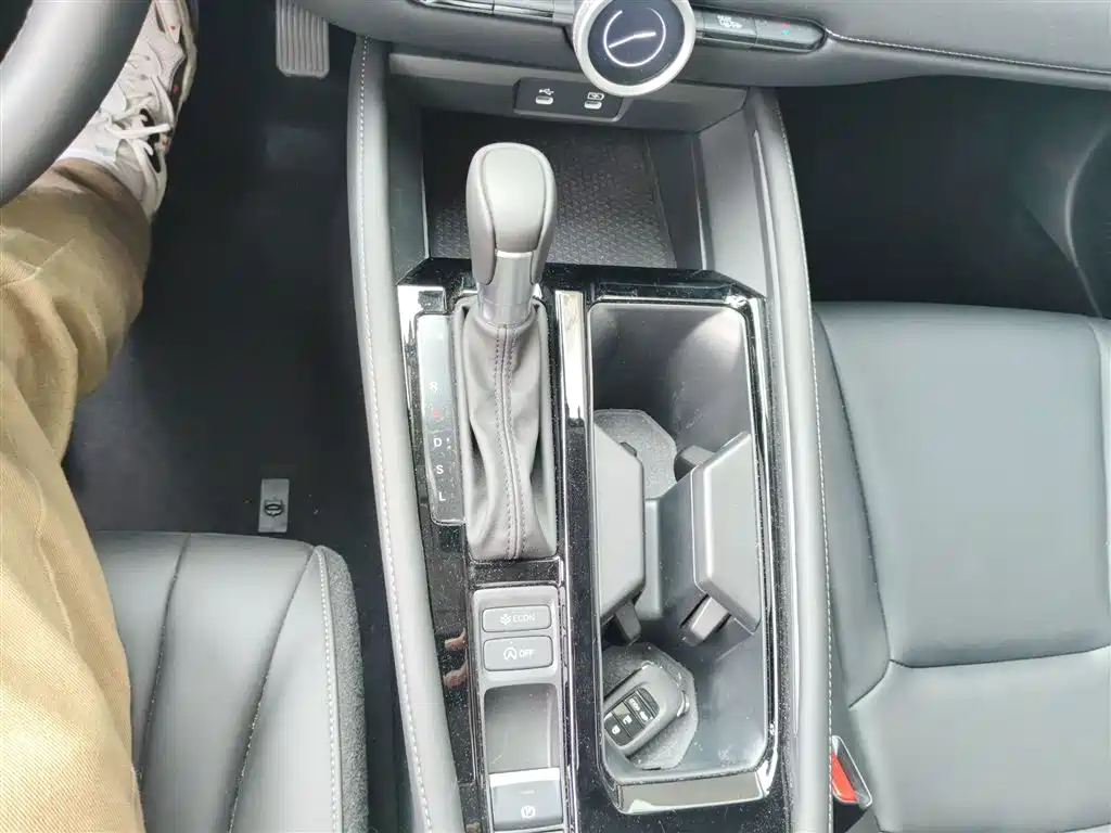 Honda Accord 2025 — фото 10