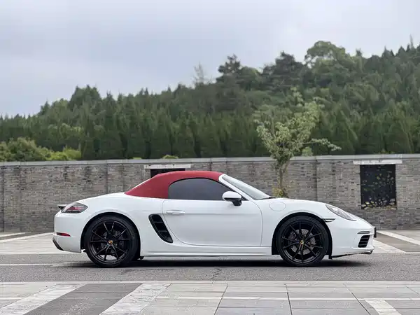 Porsche 718 2020