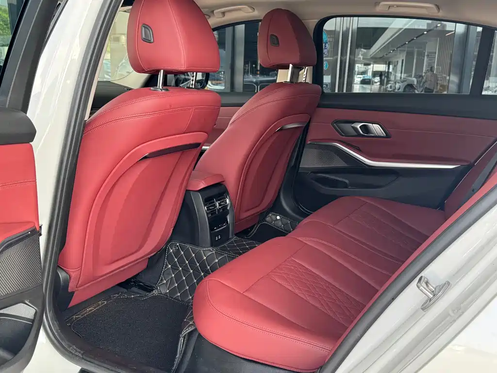 BMW i3 2025 — фото 10
