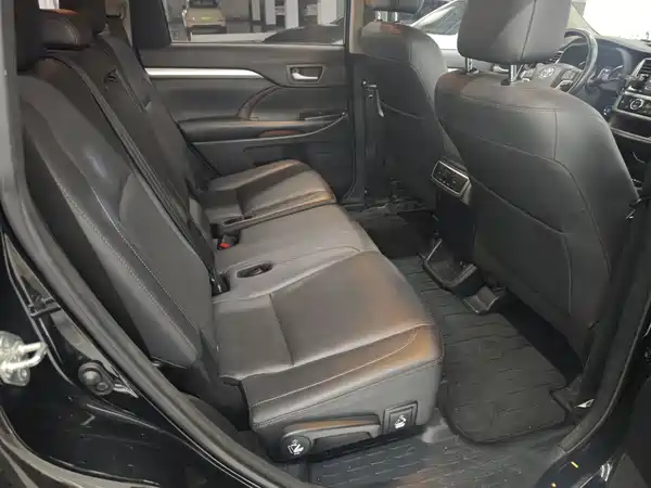 Toyota Highlander 2018