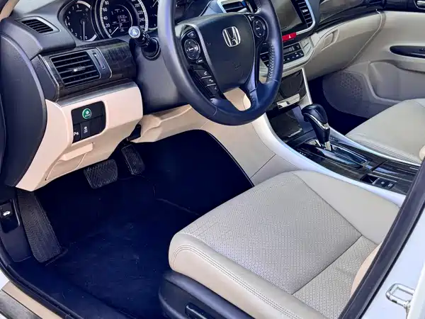 Honda Accord 2015