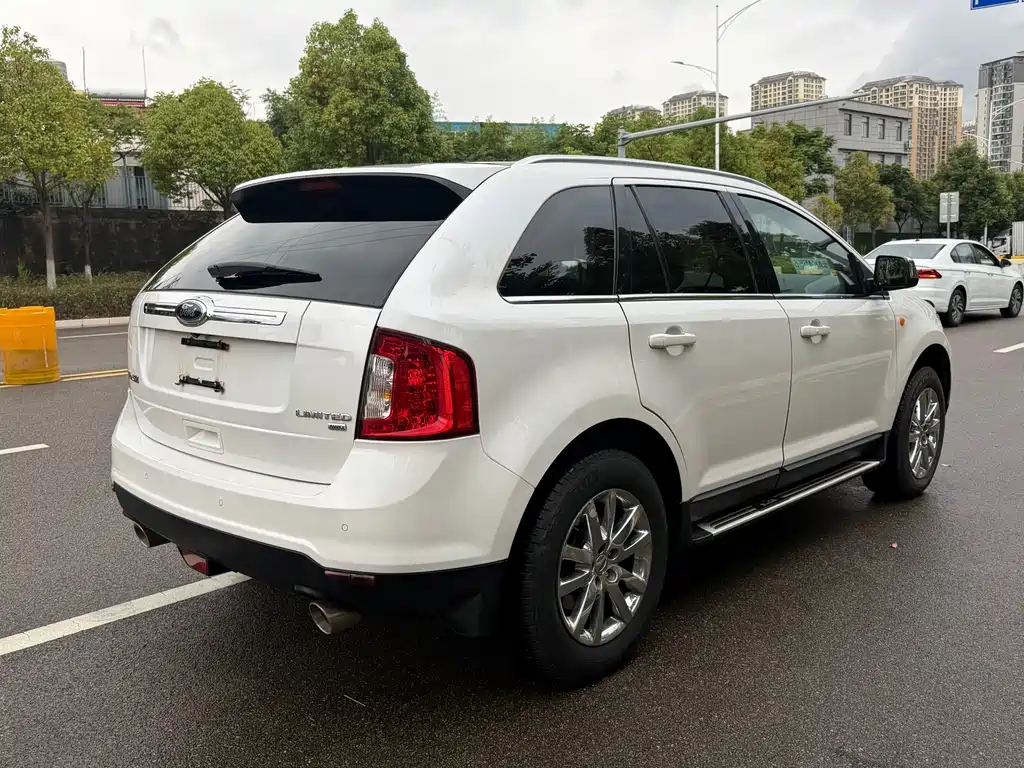 Ford Edge 2015 — фото 4