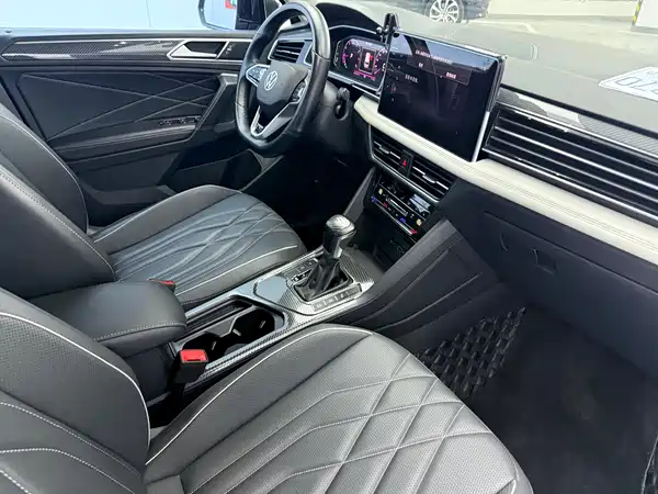 Volkswagen Tiguan L 2022