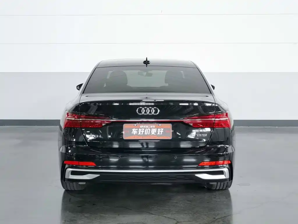 Audi A6L 2022