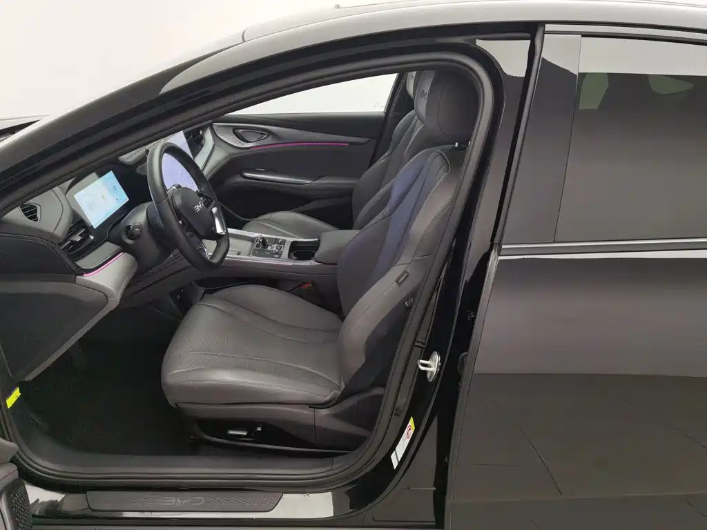 BYD Seal 2024 — фото 10