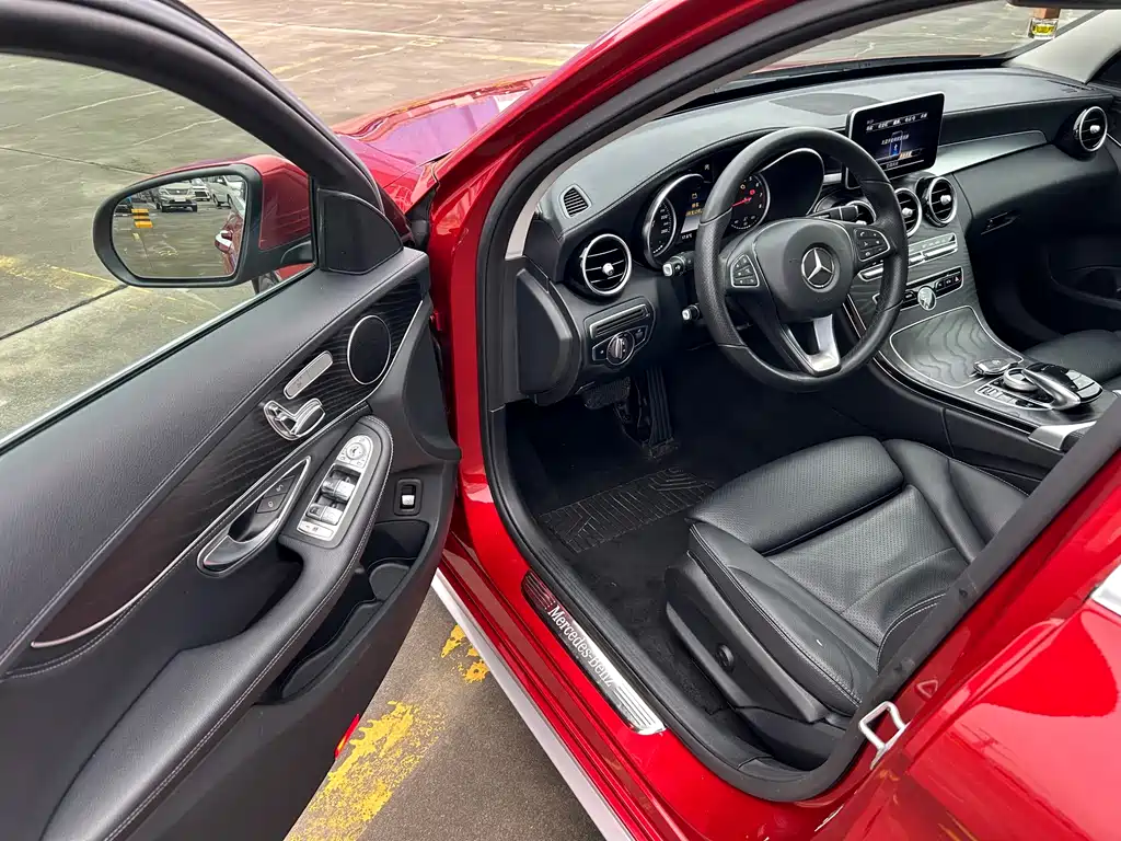 Mercedes-Benz C-Class 2018 — фото 9