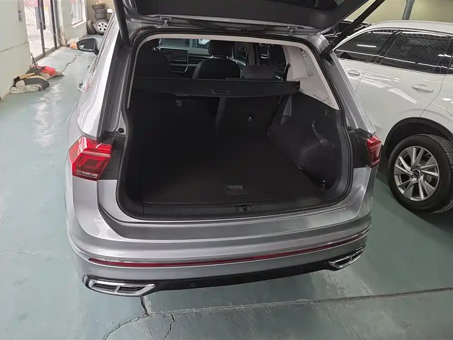 Volkswagen Tiguan L PHEV 2021