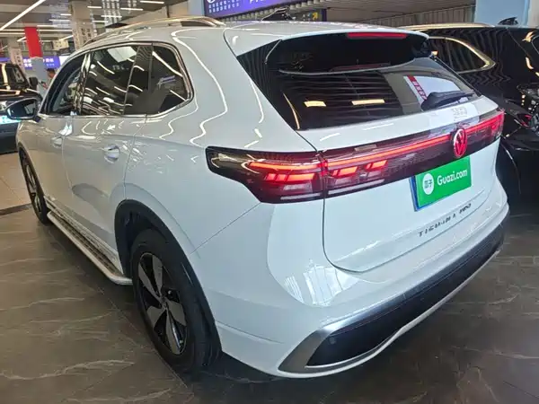 Volkswagen Tiguan L 2024
