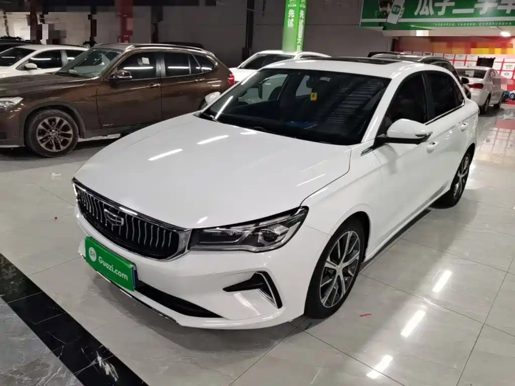 Geely Emgrand 2023